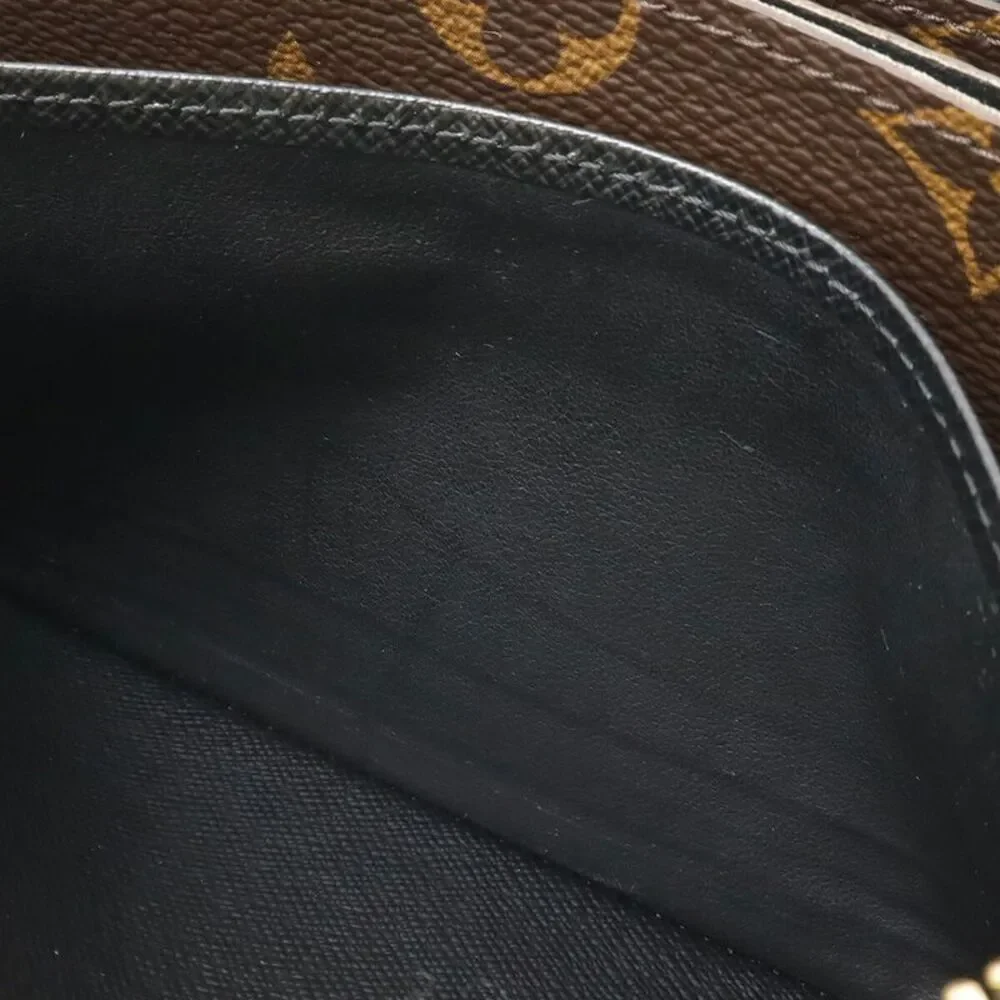 Louis Vuitton delivery duty